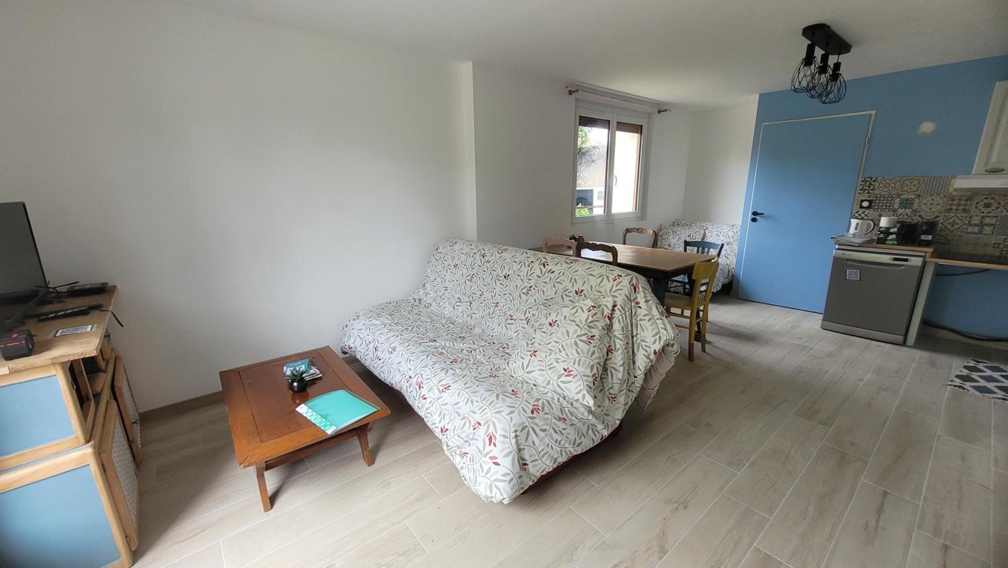 Le Truc En Plus, Accessibles Pmr, Appartement 45 M2 Mitoyen Dans Une Maison Avec Un Autre Appartement Guérard Extérieur photo